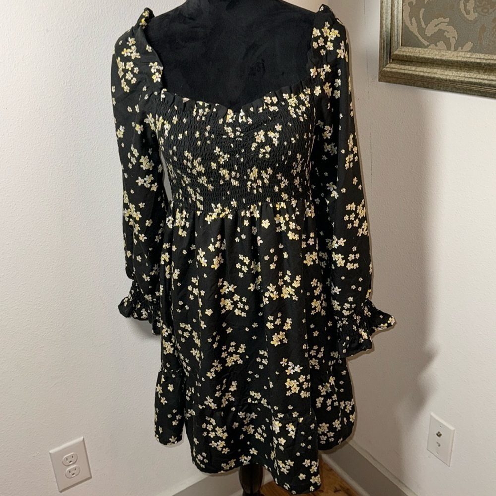Hint‎ of Blush Boho / pheasant smocked black yellow floral long sleeves dress S